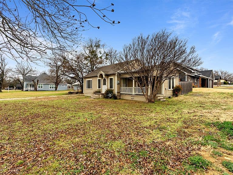 Listing photo 4