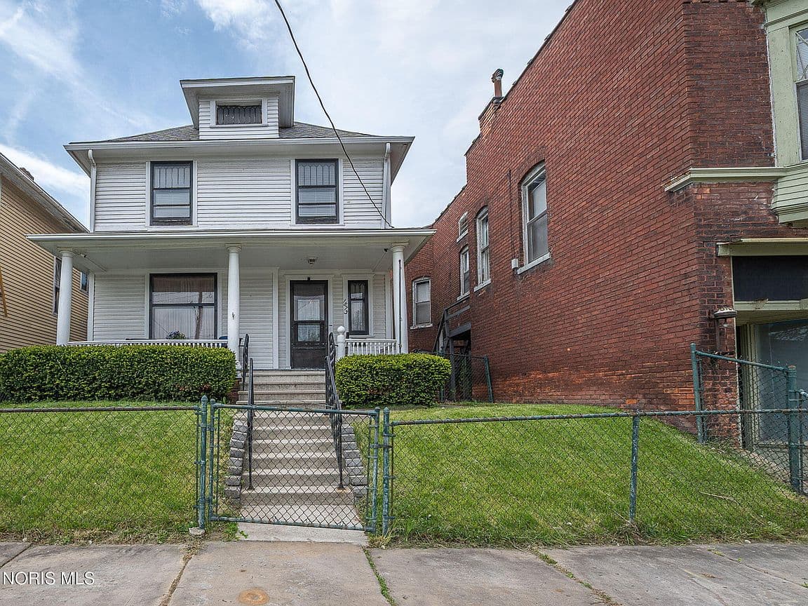 Primary listing photo