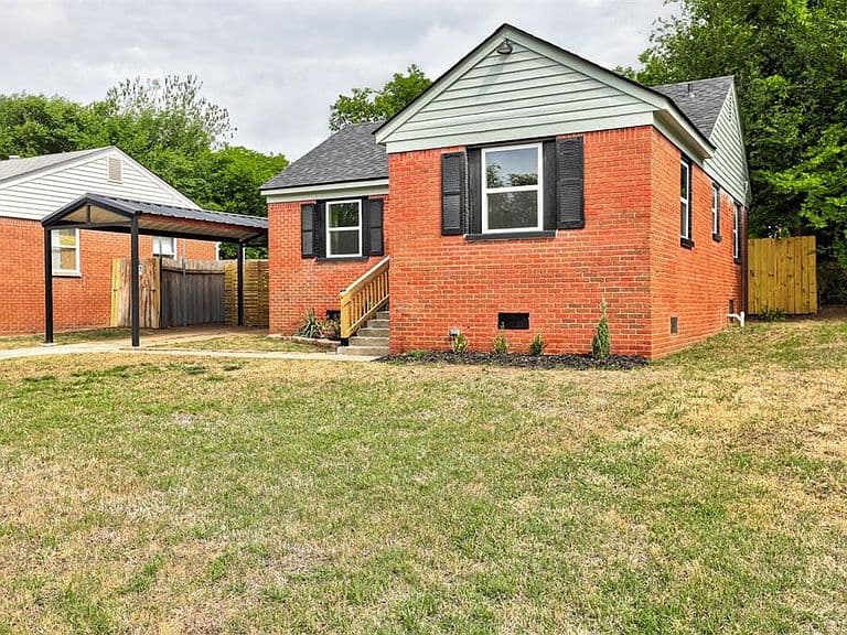 Listing photo 3