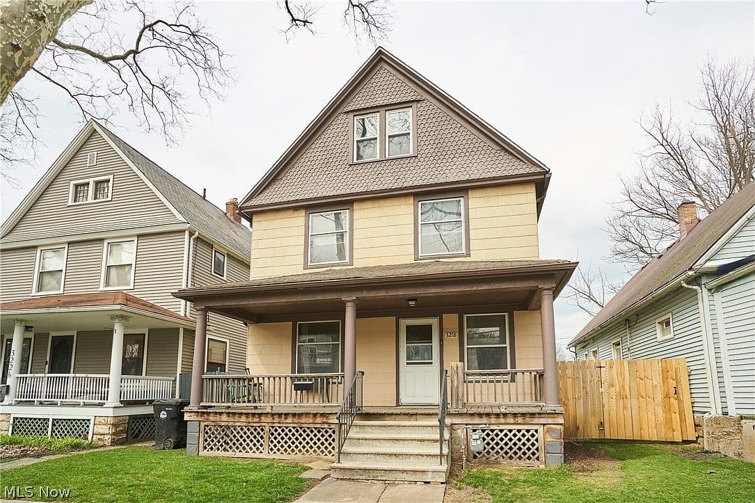 Primary listing photo