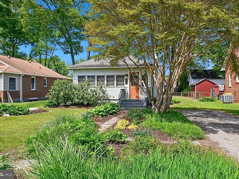 Listing photo 4
