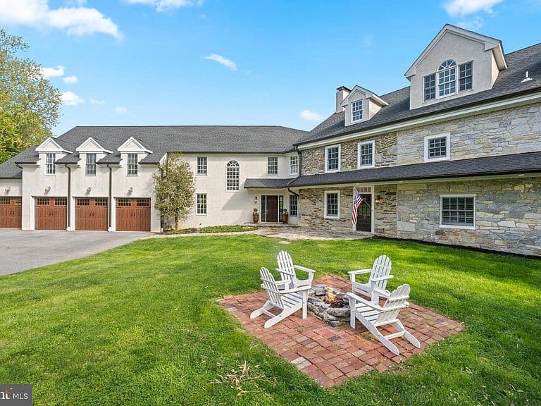 Listing photo 4