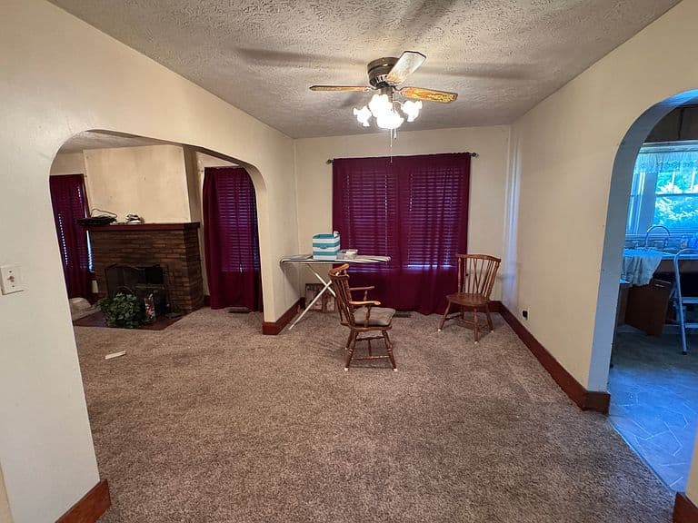 Listing photo 5