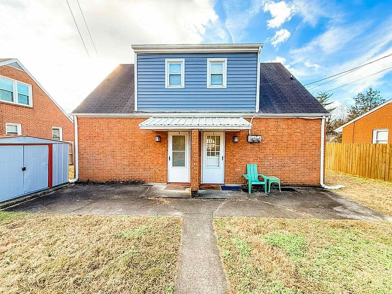Listing photo 4