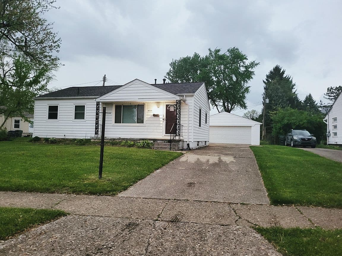 Primary listing photo