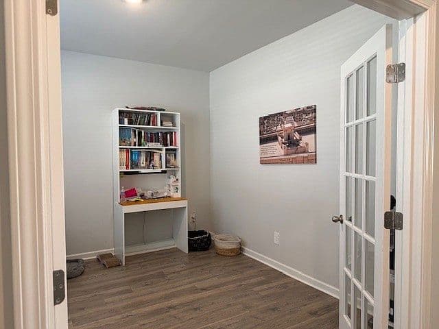 Listing photo 5