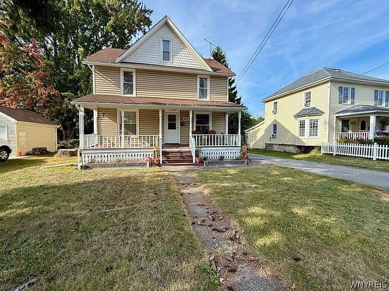 Listing photo 5