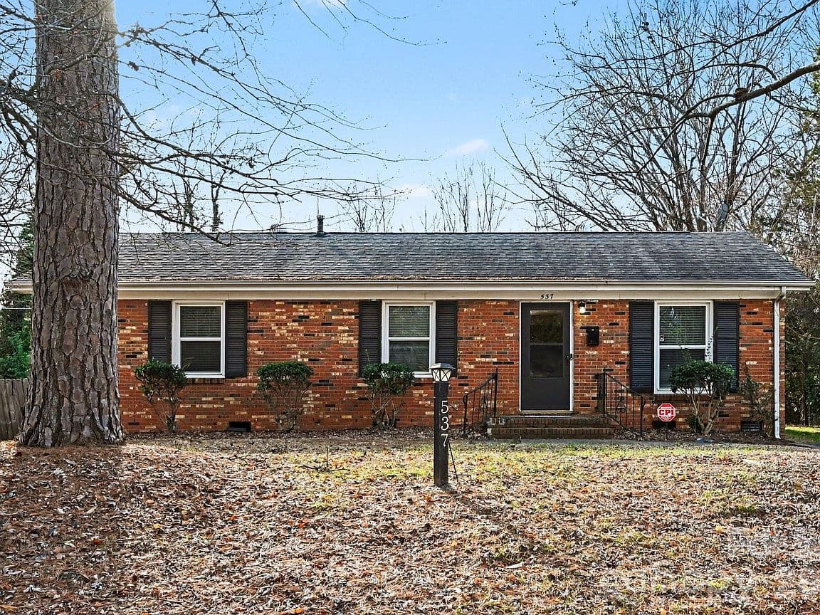Primary listing photo
