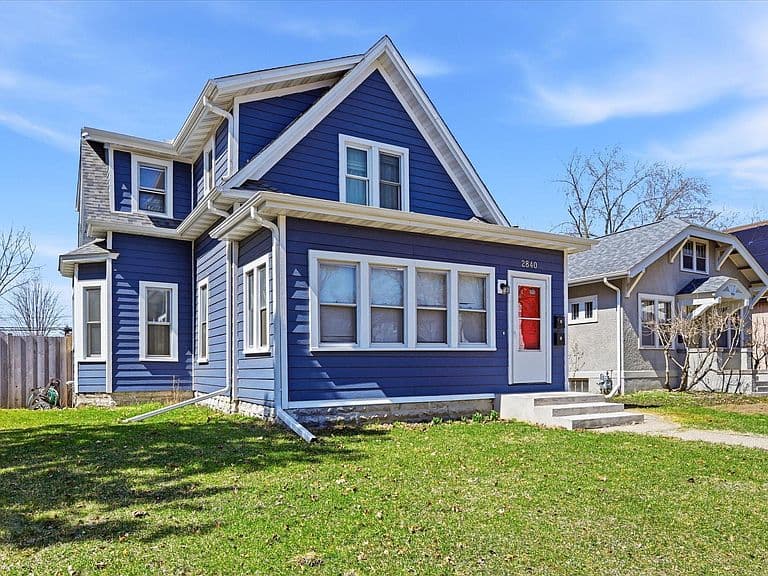 Listing photo 3