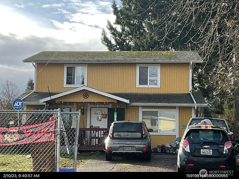 Listing photo 3