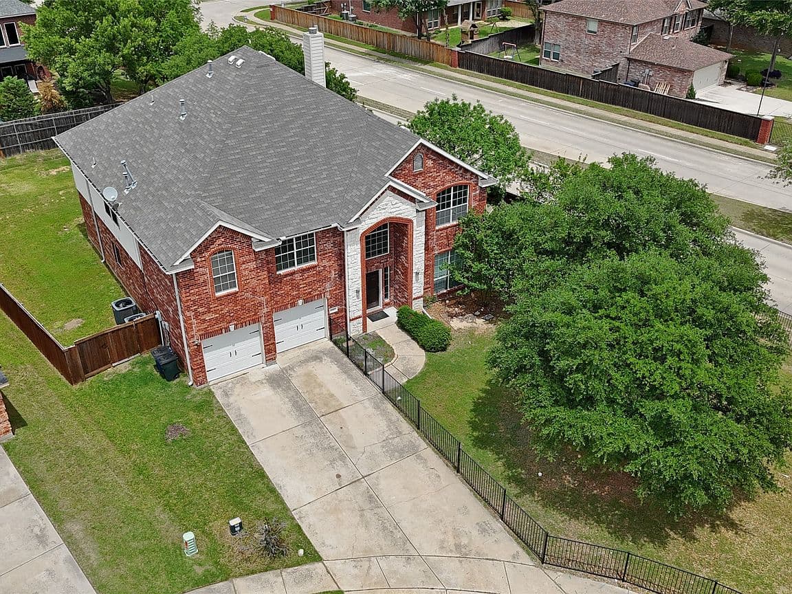 Primary listing photo