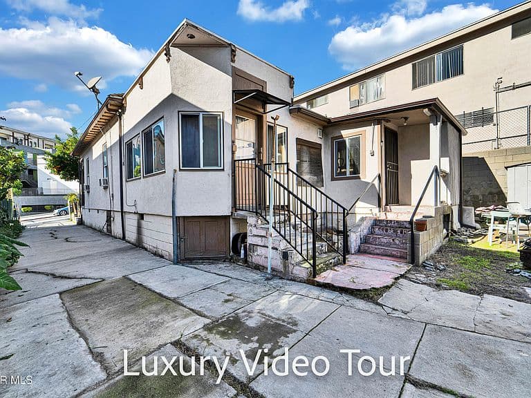Listing photo 4