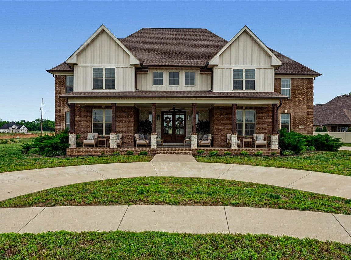 Primary listing photo