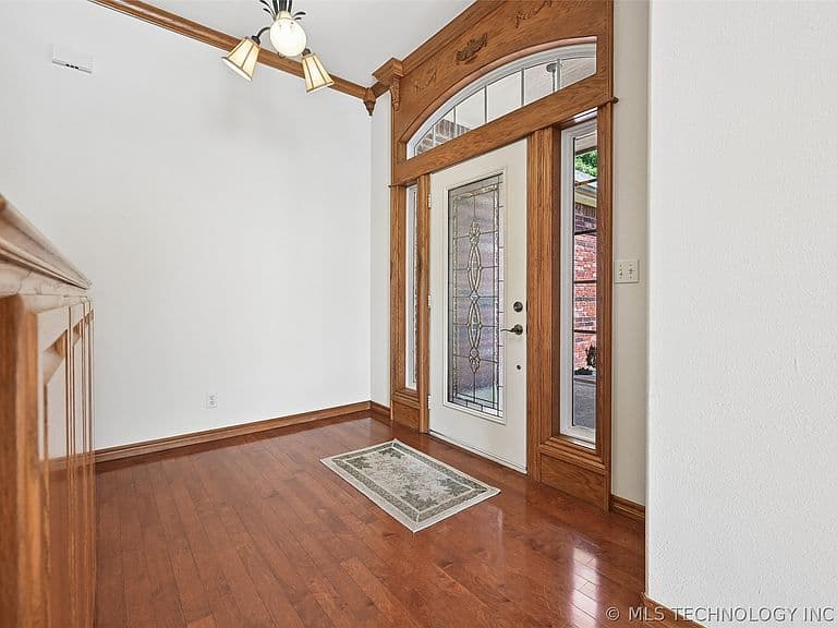 Listing photo 4