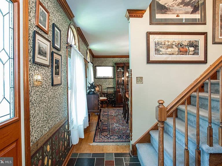 Listing photo 5