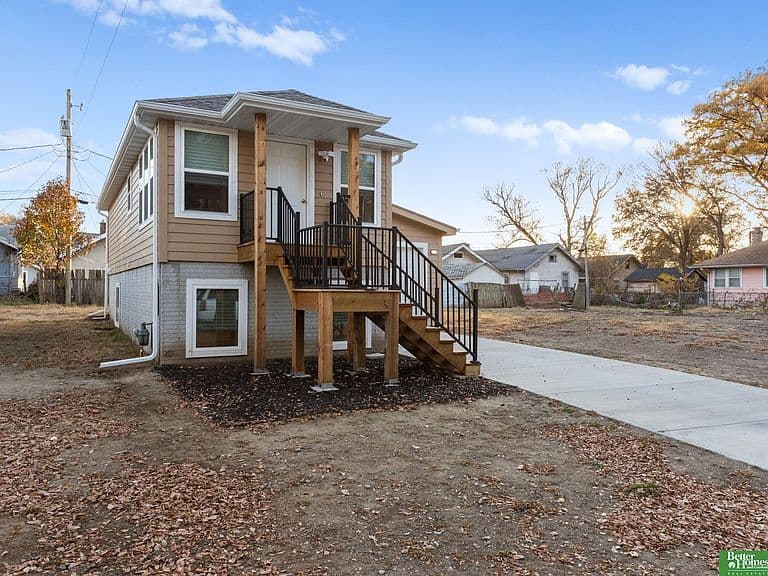 Listing photo 3