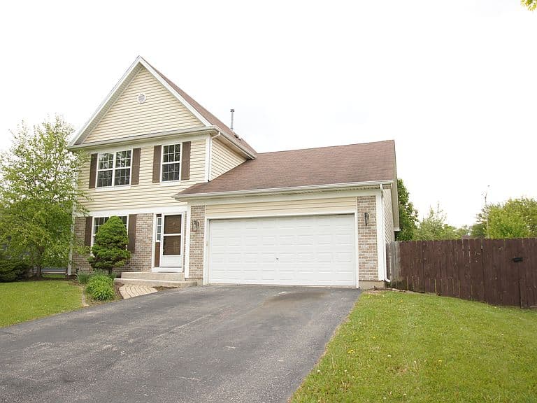 Listing photo 3