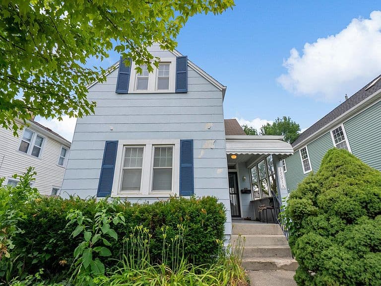 Listing photo 4
