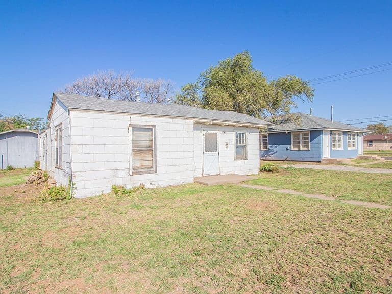 Listing photo 2