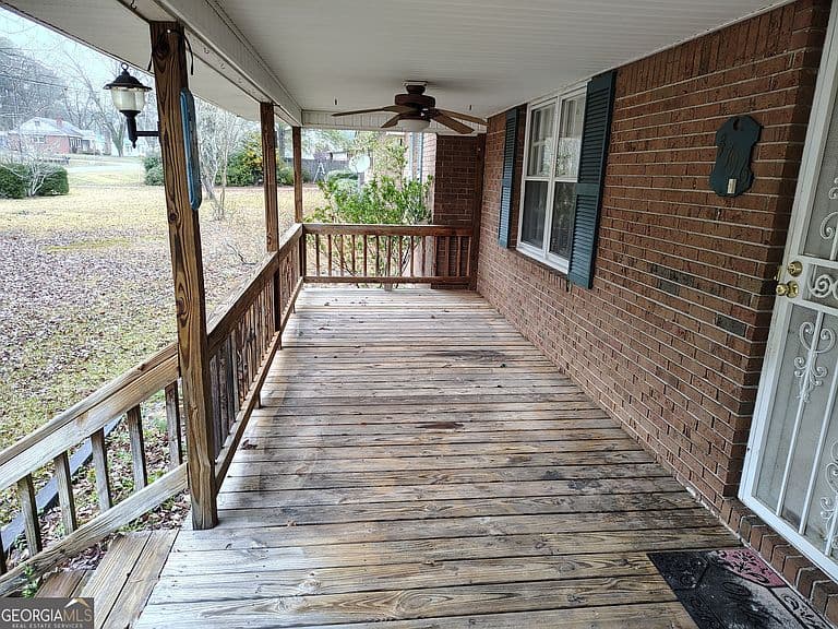 Listing photo 4