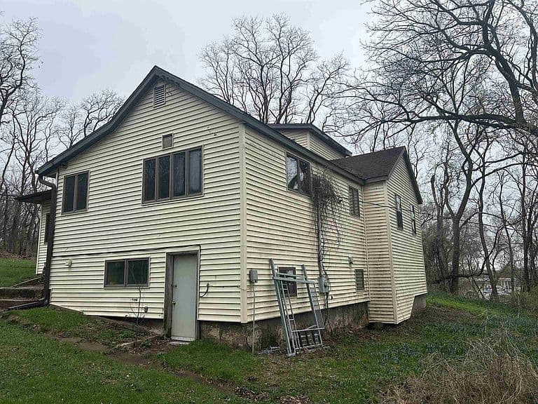 Listing photo 5