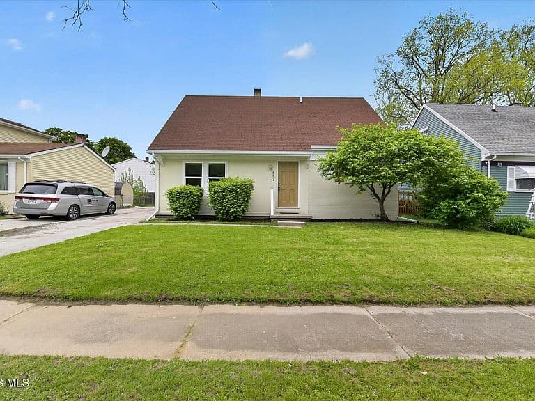 Listing photo 4