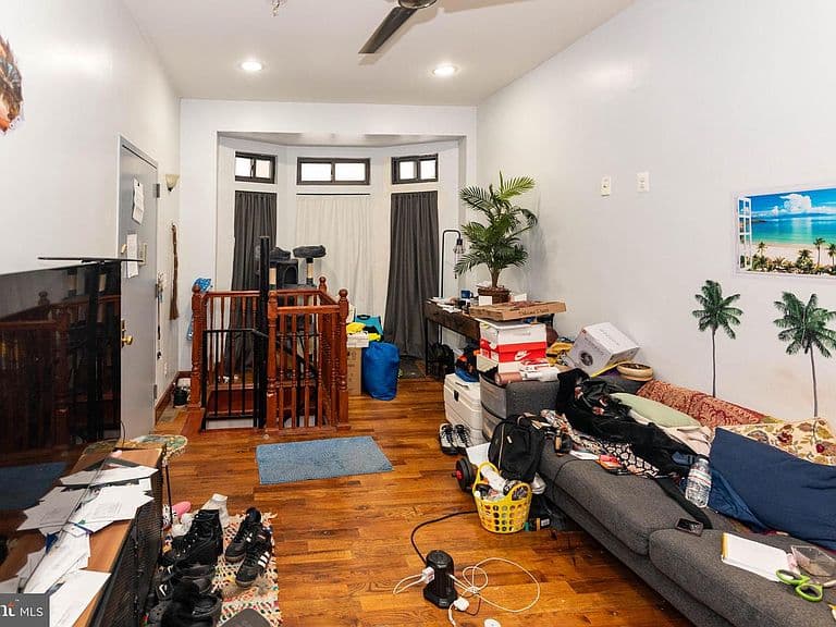 Listing photo 4