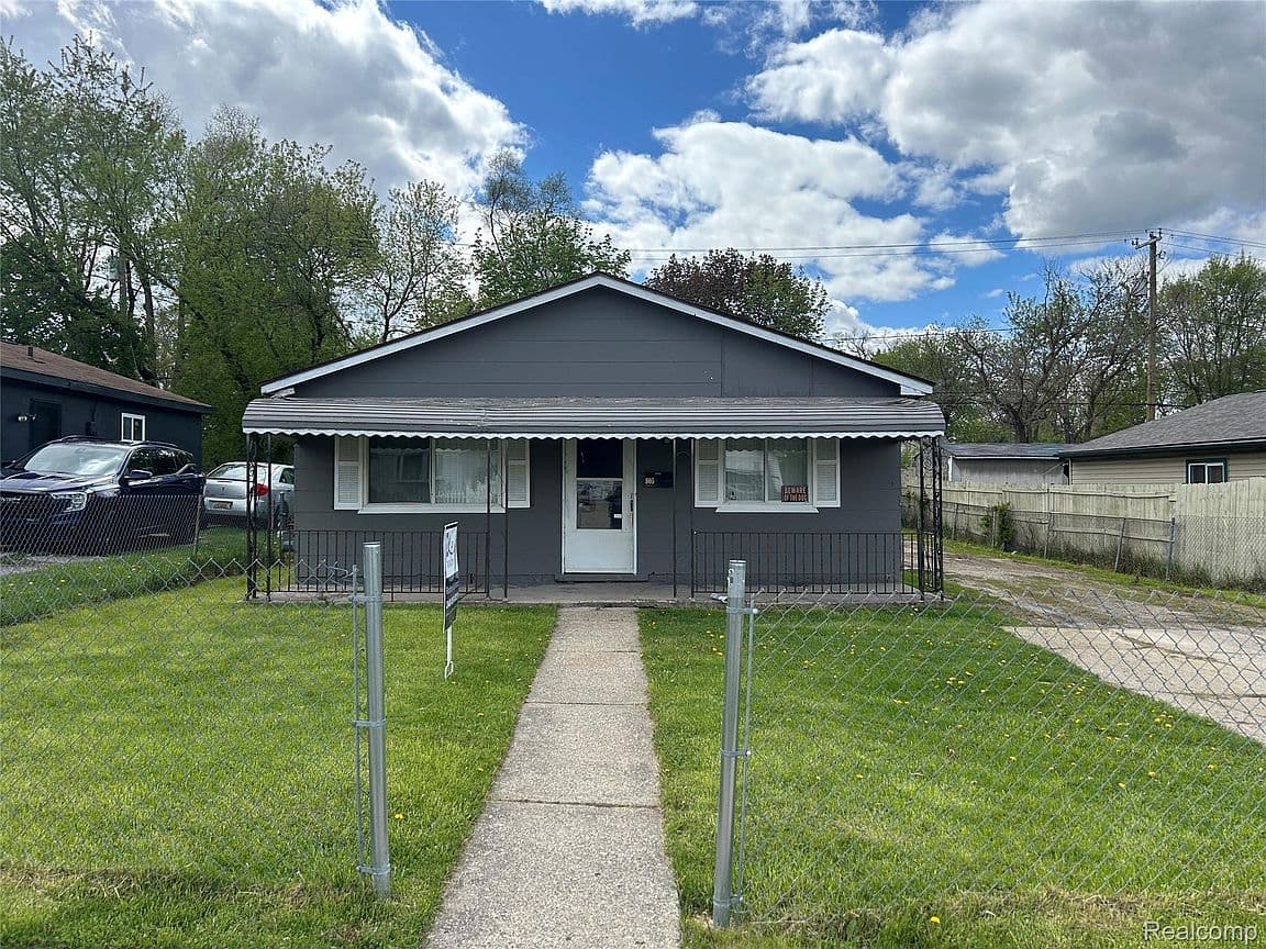 Primary listing photo