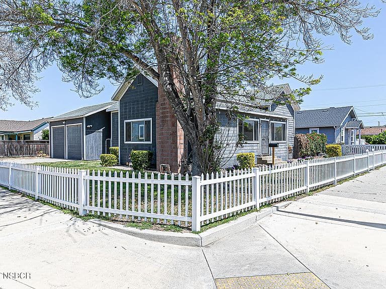 Listing photo