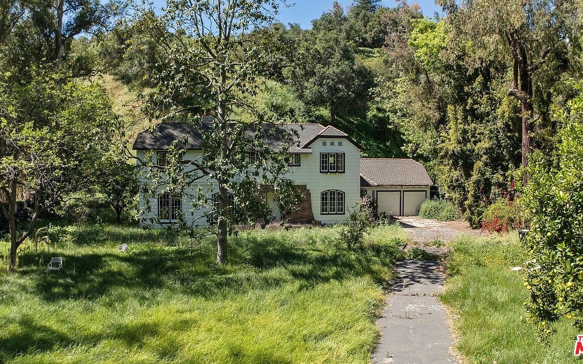 Primary listing photo
