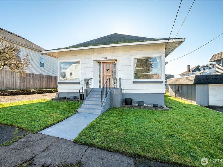 Listing photo 2
