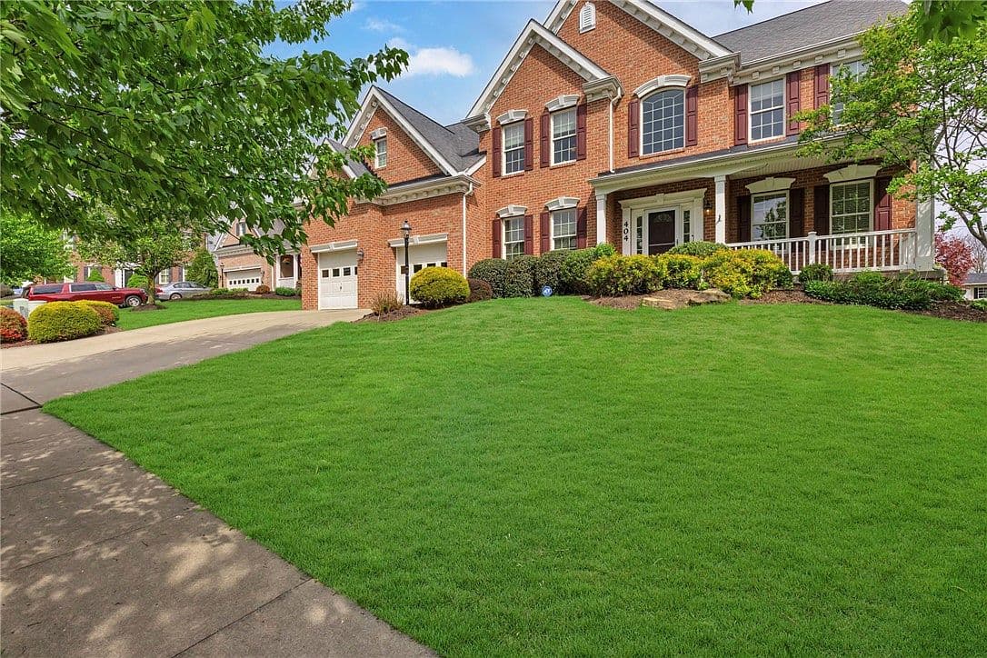 Primary listing photo