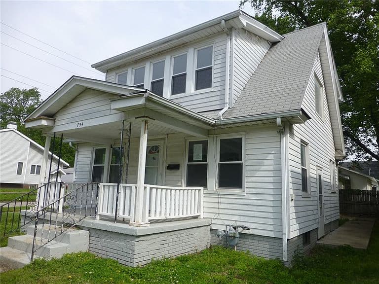 Listing photo 2