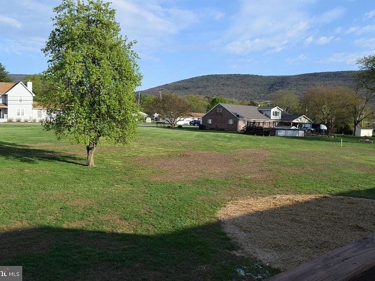 Listing photo 4