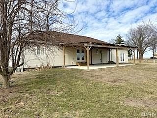 Listing photo 4