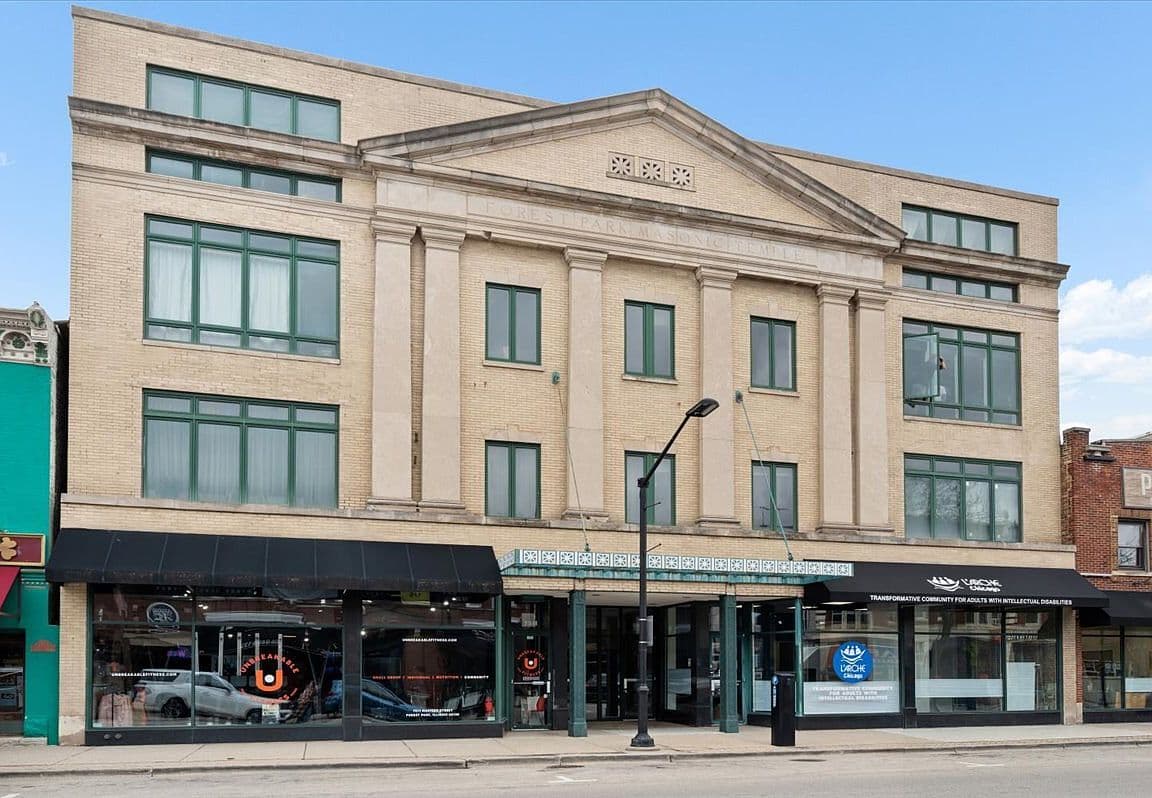 Primary listing photo