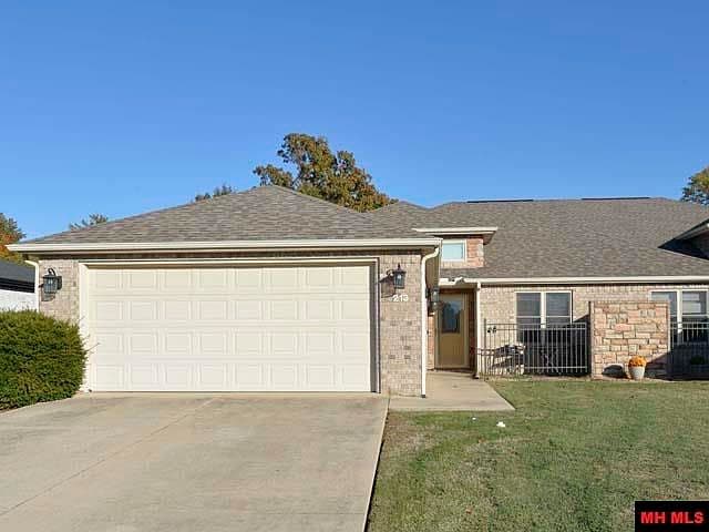 Listing photo 2