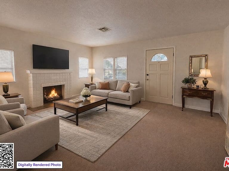 Listing photo 2