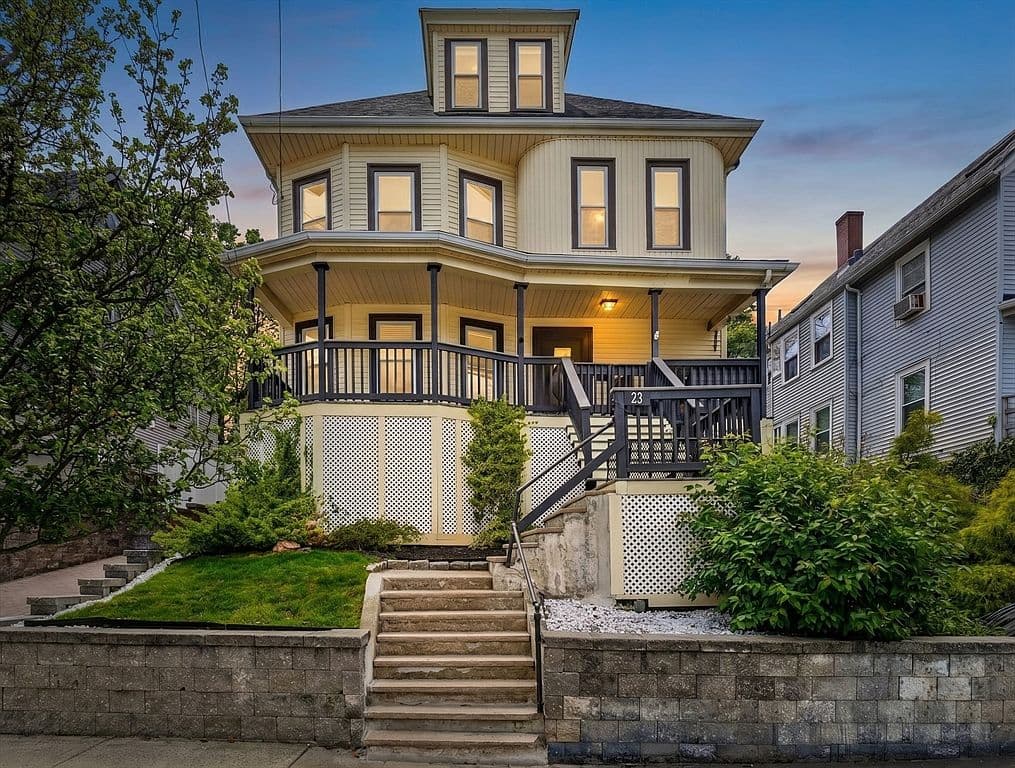 Primary listing photo