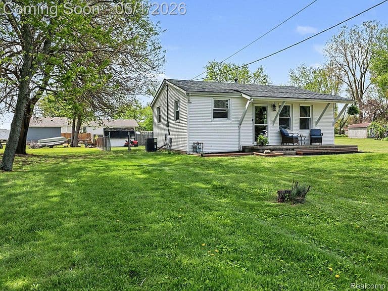 Listing photo 5