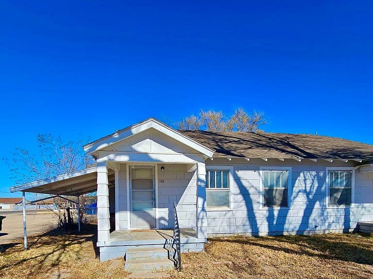 Listing photo 3