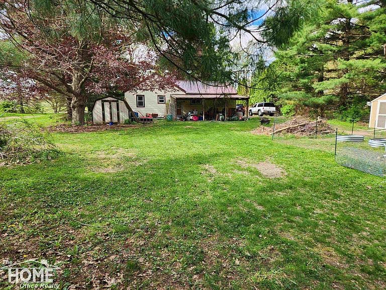 Listing photo 5