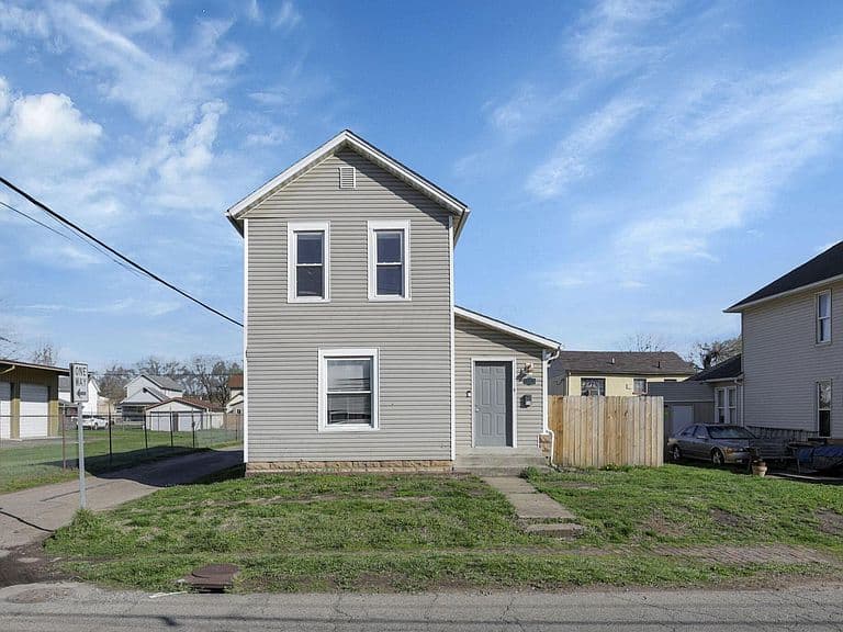 Listing photo