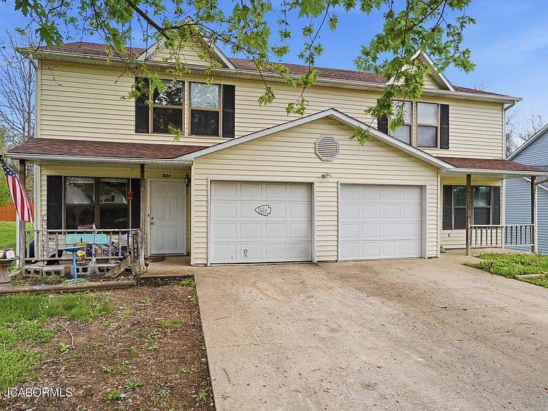 Listing photo 3