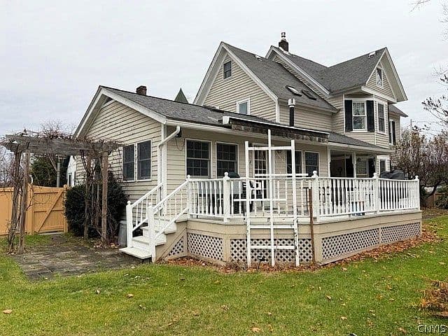 Listing photo 5
