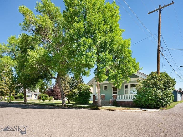 Listing photo 5
