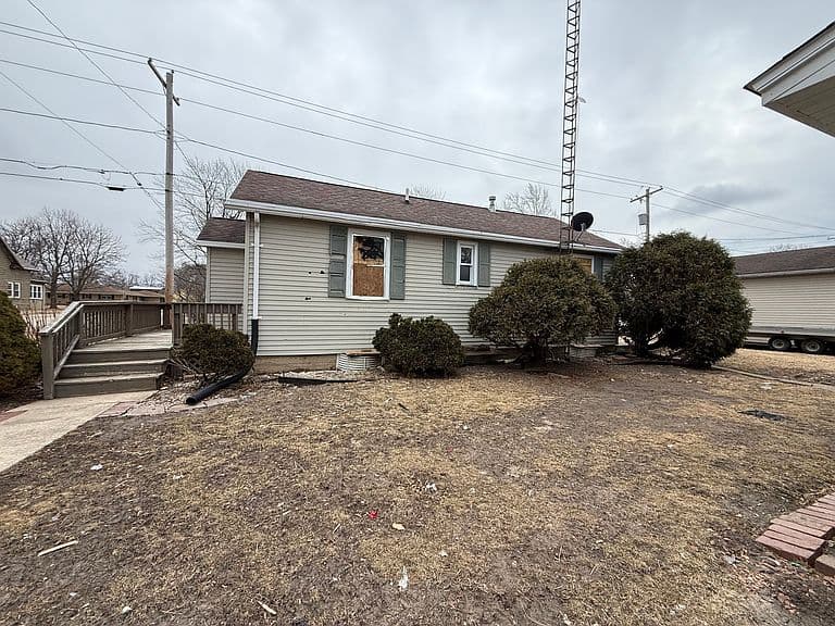 Listing photo 4