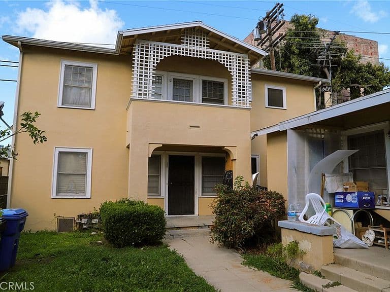 Listing photo 3