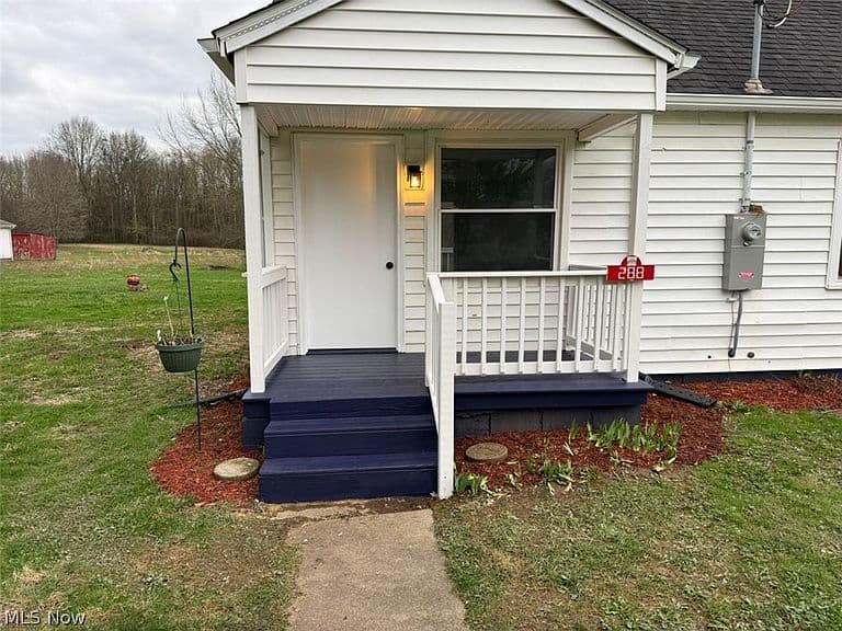 Listing photo 2