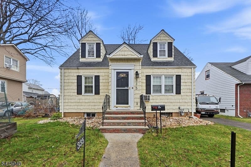 Primary listing photo